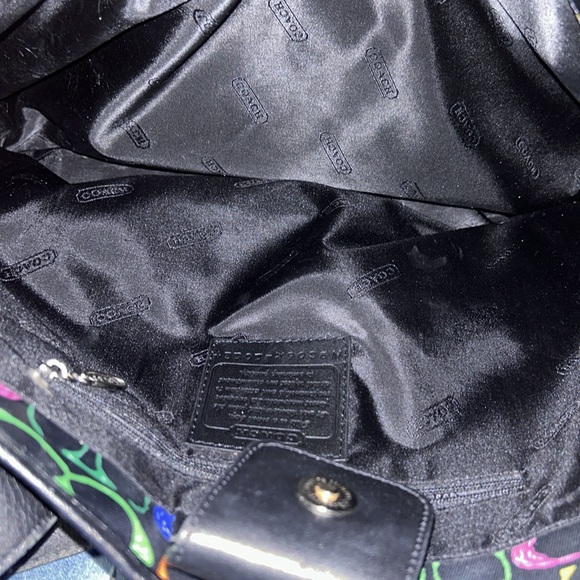 Coach Tote - Picture 10 of 16